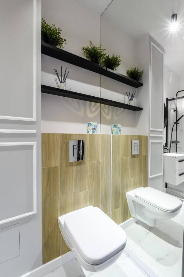 Andersa 10 By Homeprime Warschau Buitenkant foto